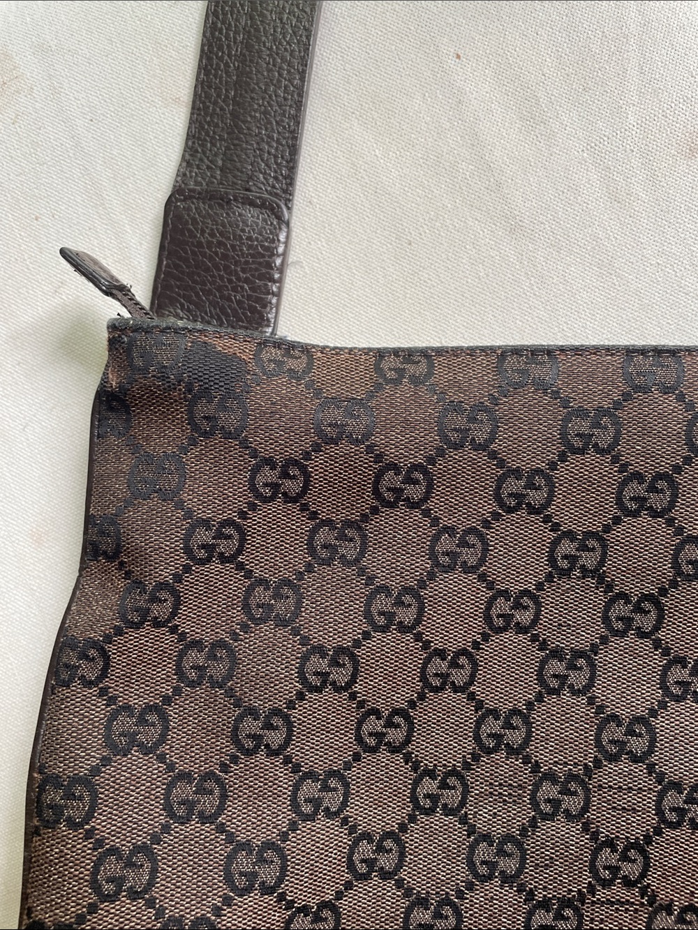 AUTHENTIC Gucci Brown Monogram Crossbody Bag - Brown As Is Project Rehab - Picture 11 of 16